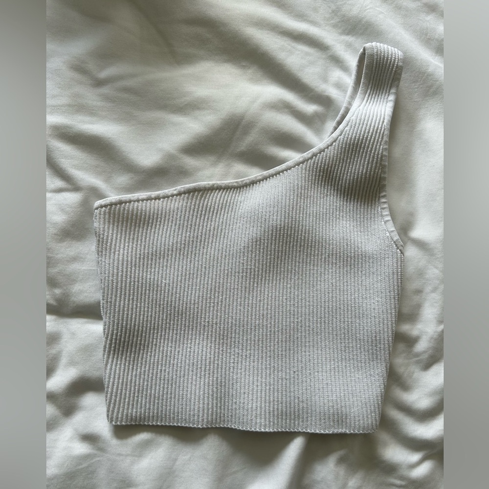 One shoulder tank